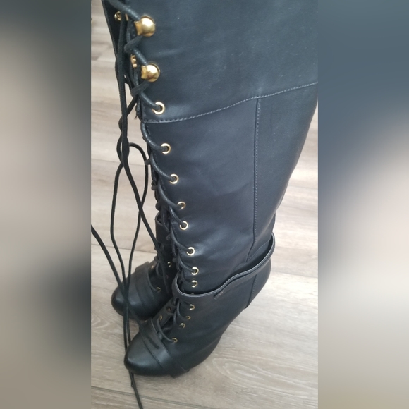 Just Fabulous Kuora Knee High Boots - Picture 2 of 4